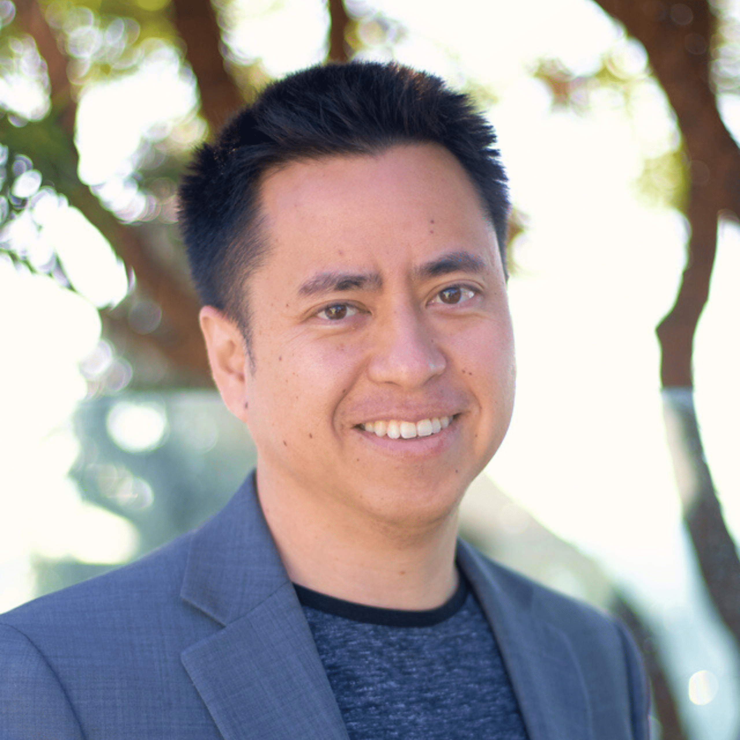 staff headshots (15)